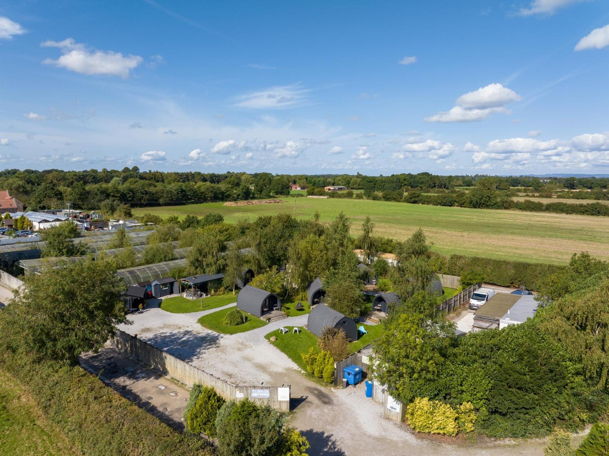 The Little Hide - Adult Only Camping Pods Wigginton  Exteriér fotografie